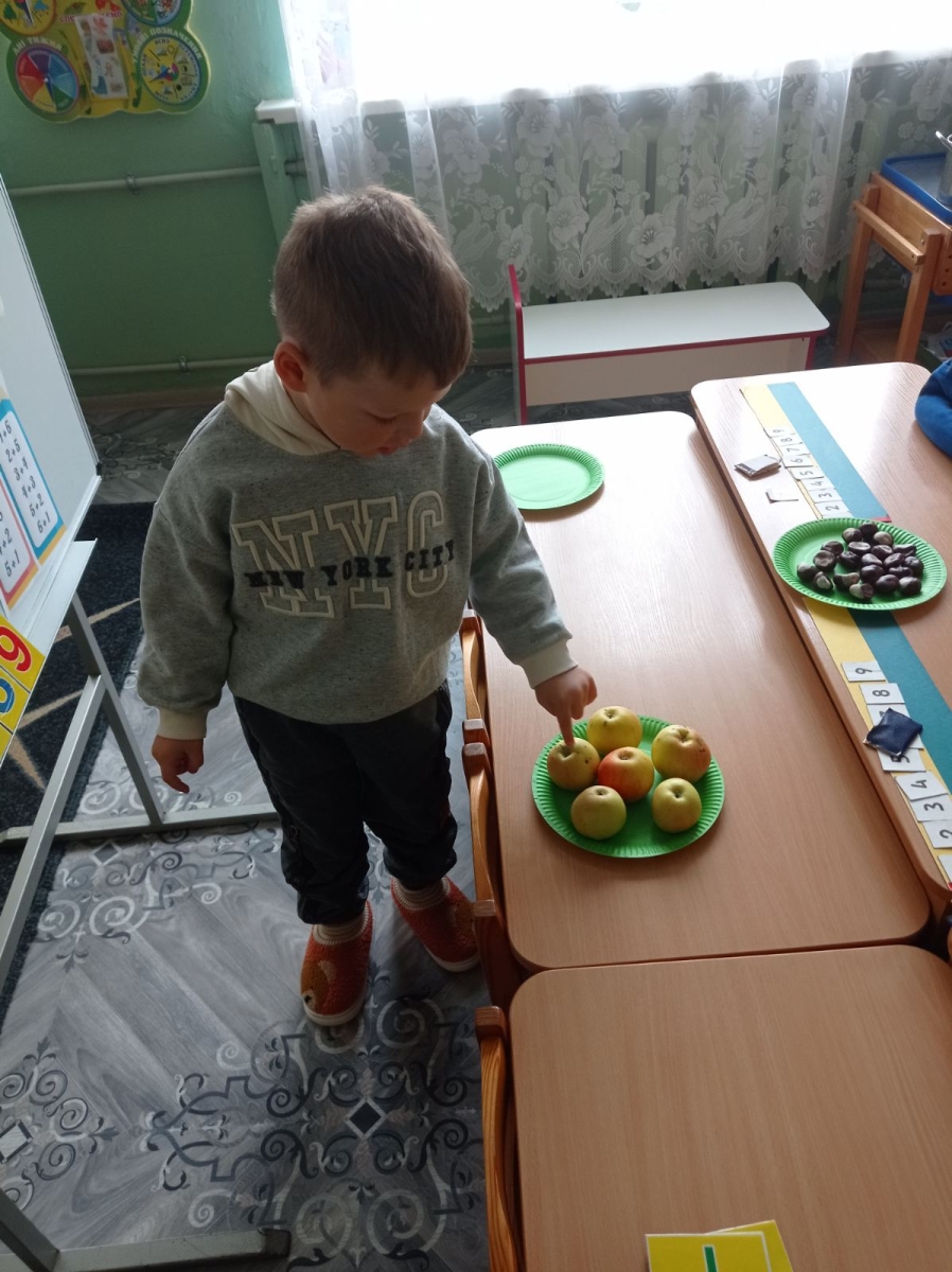 Заняття з логіко-математичного розвитку в старшій групі