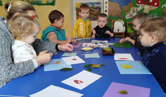 Найменші художники у світі творчості.