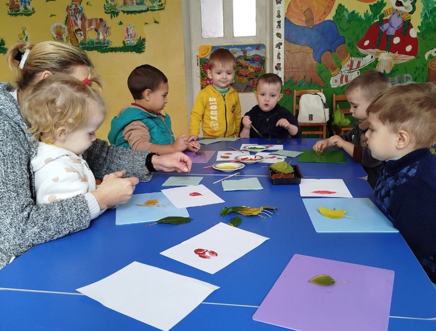 Найменші художники у світі творчості.