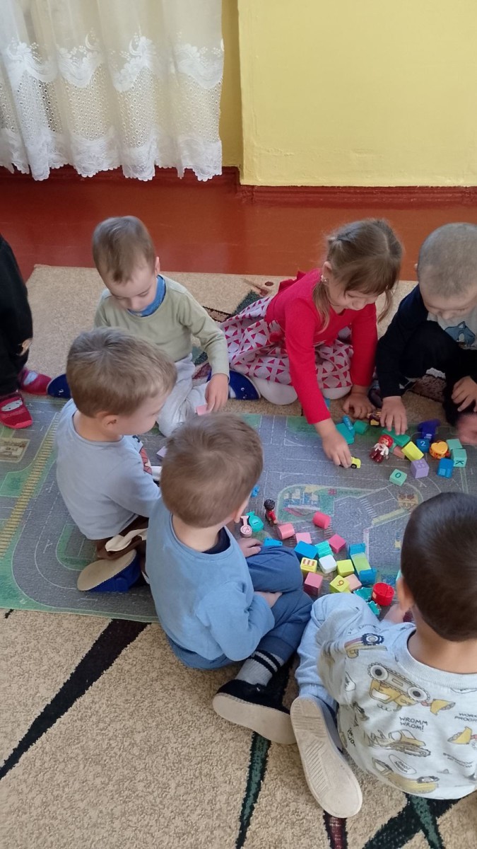 Будівельно – конструктивна гра «Побудуй гараж для автомобіля».